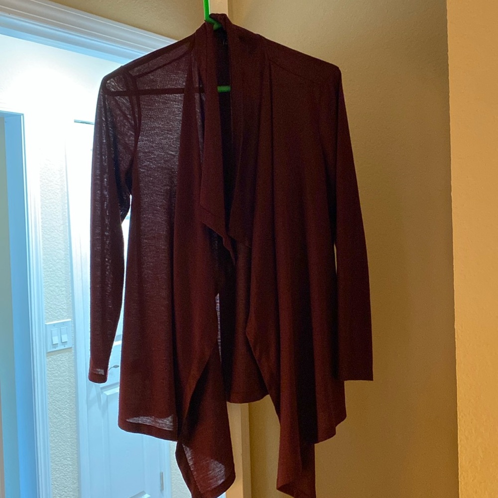 Ann Taylor Woman’s Red Maroon Poncho Sweater Top Size Medium Petite